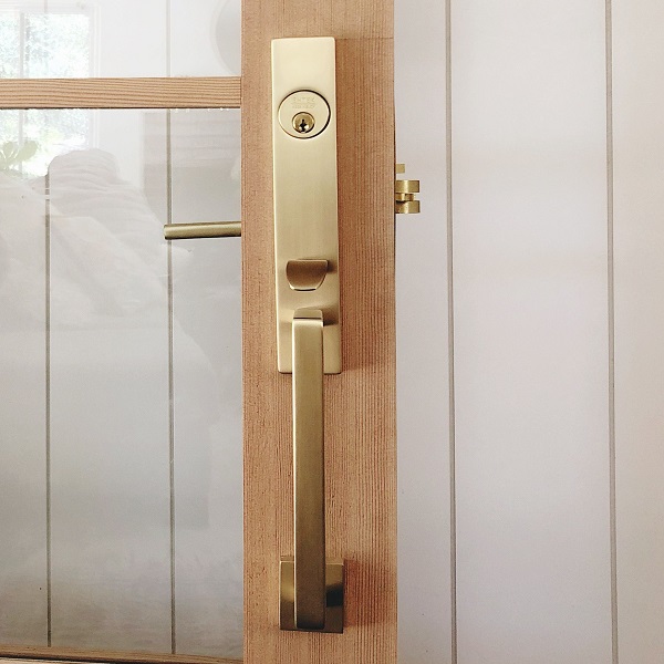 183724 - ENTRY
