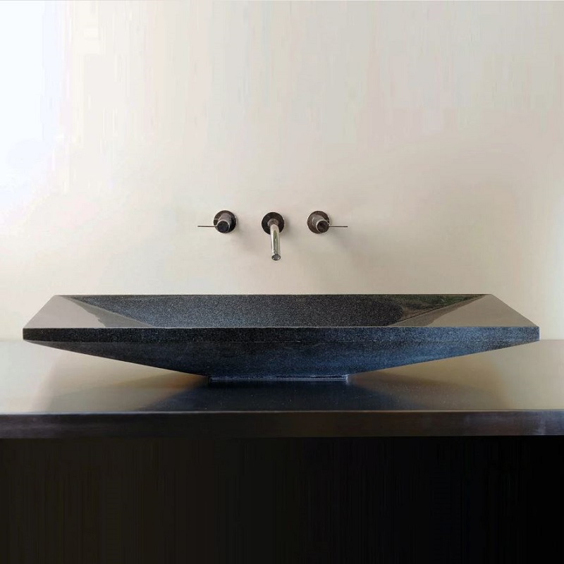 VERONA BLACK GRANITE